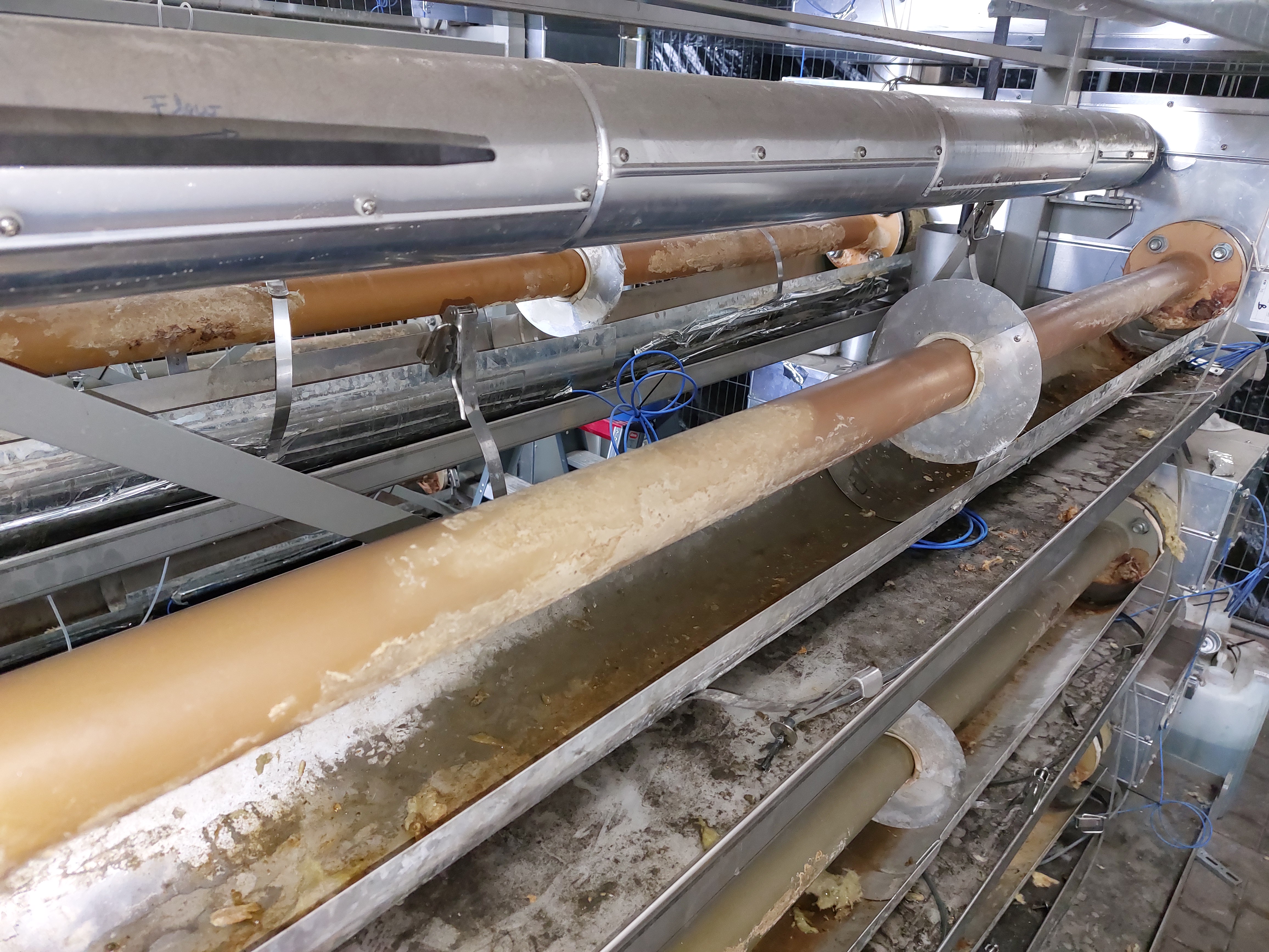 Graded coating degradation