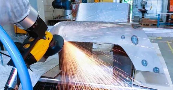 COBOFIN robotic sanding and deburring